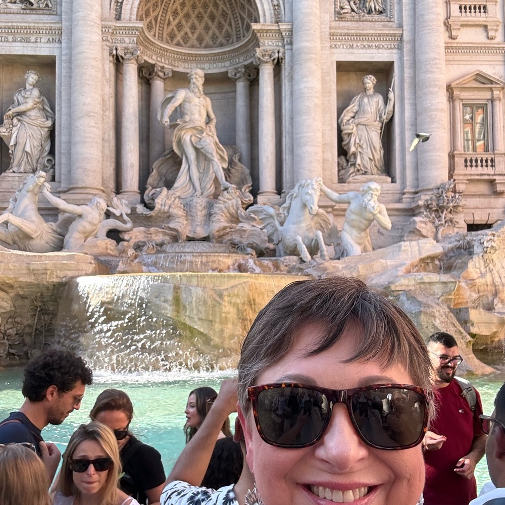 Meet your Posher, Angie